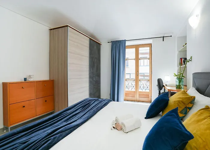 Vanchiglia House * Turin